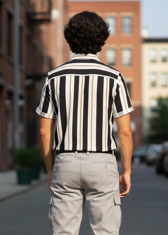 Men Regular, Super Slim Fit Striped Cut Away Collar Casual Shirt